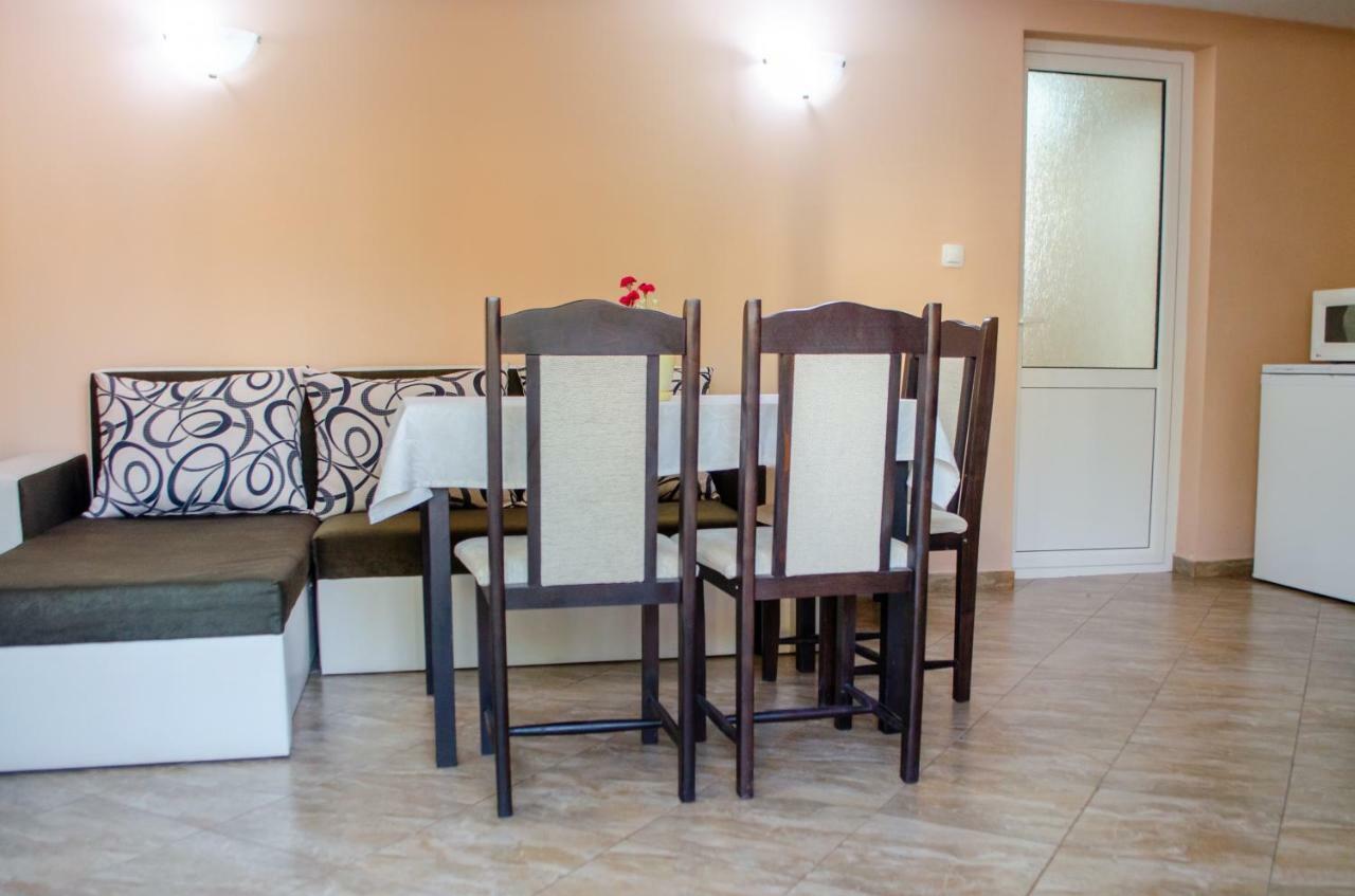 Guest House Vasilena Sapareva Banya Exterior photo